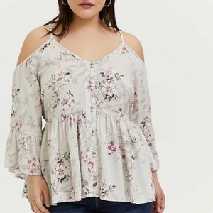 Torrid IVORY FLORAL RAYON COLD SHOULDER BABYDOLL NWT sz 1